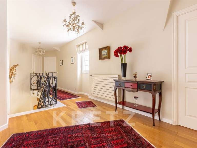 Maison Anzin-Saint-Aubin - 5 chambres - 296m²