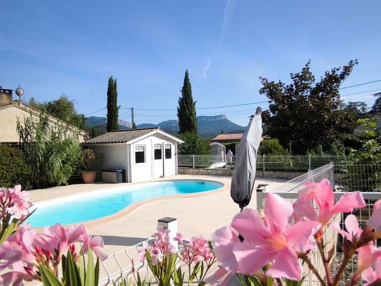 Maison Aouste-sur-Sye - 5 chambres - 160m²