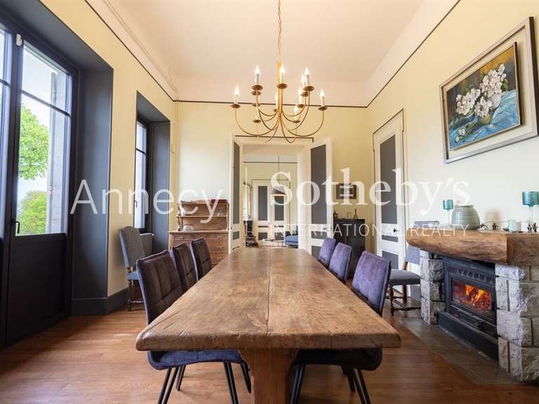 Château Apremont - 10 chambres - 400m²