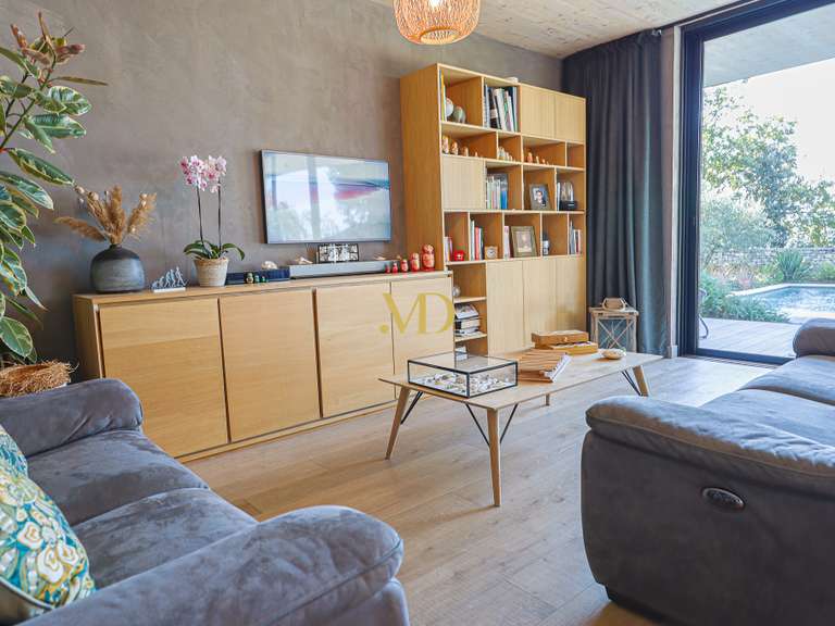 House Apt - 4 bedrooms - 215m²