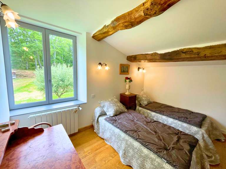 House Apt - 6 bedrooms - 273m²