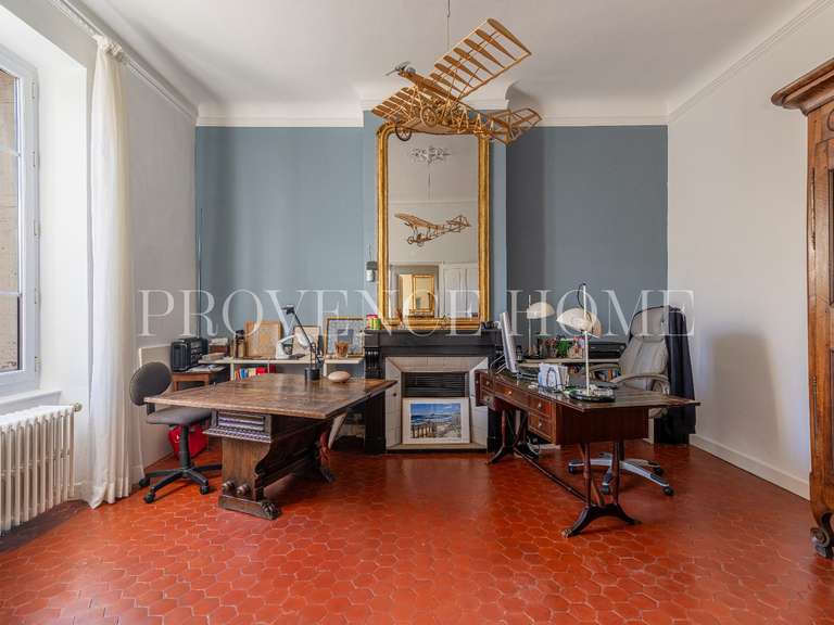 House Apt - 9 bedrooms - 360m²