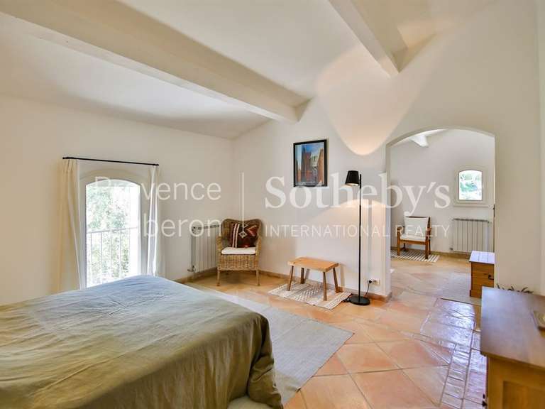 Maison Apt - 6 chambres - 322m²