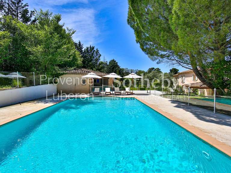 Maison Apt - 6 chambres - 322m²