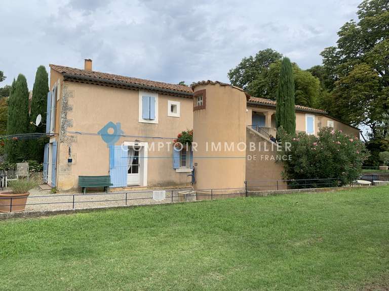 Maison Apt - 15 chambres - 800m²