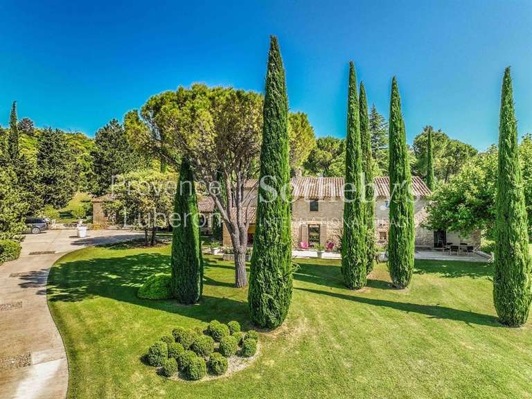 House Apt - 8 bedrooms - 495m²