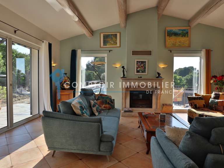 House Apt - 3 bedrooms - 237m²