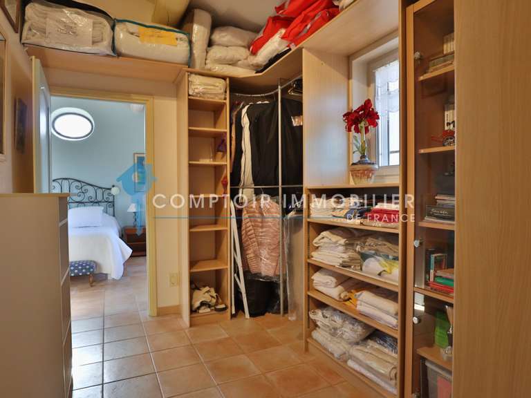 House Apt - 3 bedrooms - 237m²
