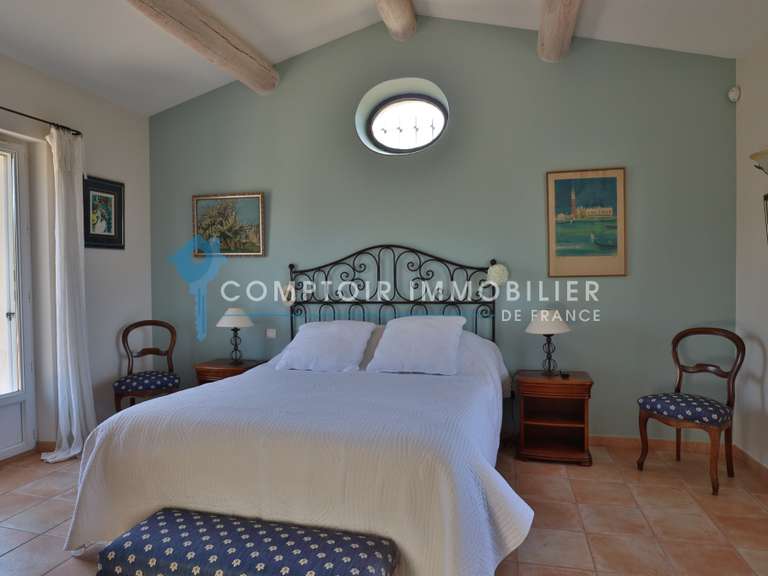 House Apt - 3 bedrooms - 237m²