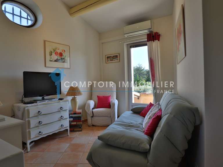 House Apt - 3 bedrooms - 237m²