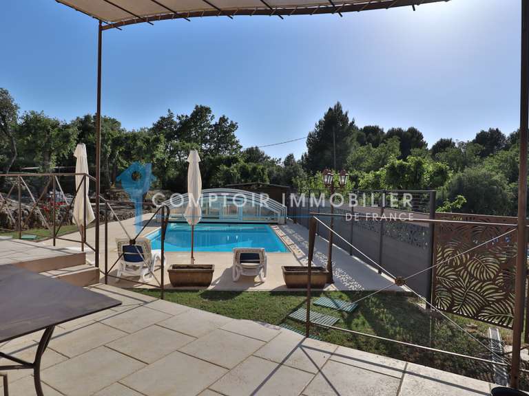 House Apt - 3 bedrooms - 237m²
