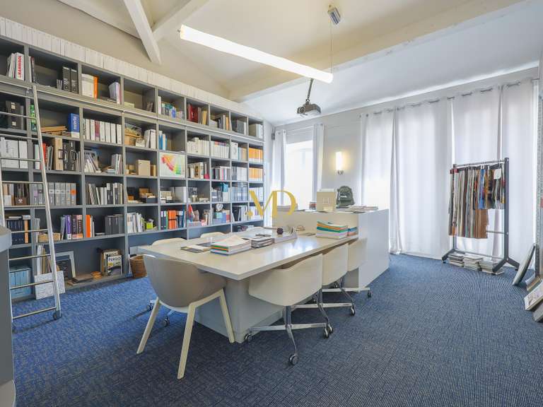 House Apt - 1000m²