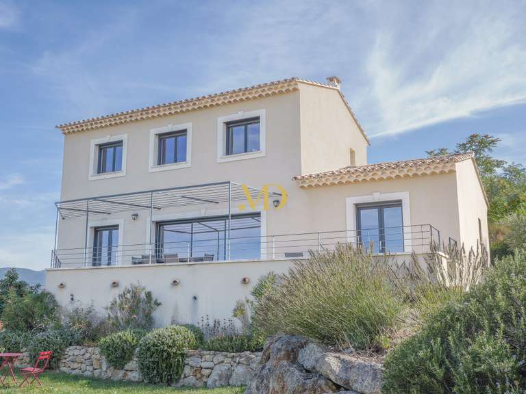 House Apt - 4 bedrooms - 130m²