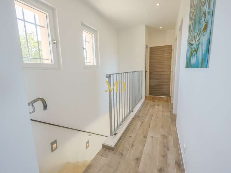 House Apt - 4 bedrooms - 130m²
