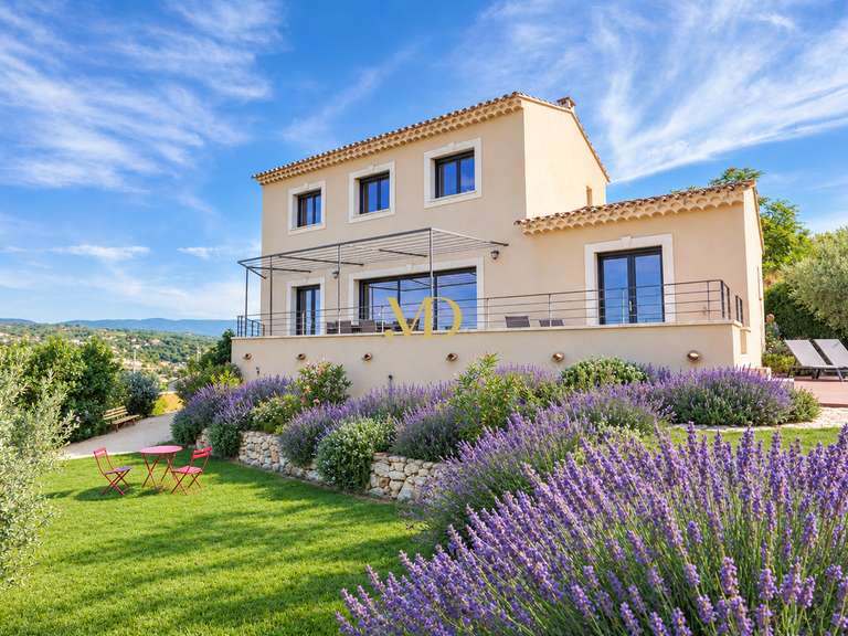 House Apt - 4 bedrooms - 130m²