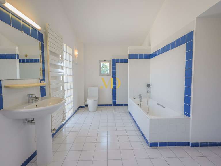 Maison Apt - 3 chambres - 200m²