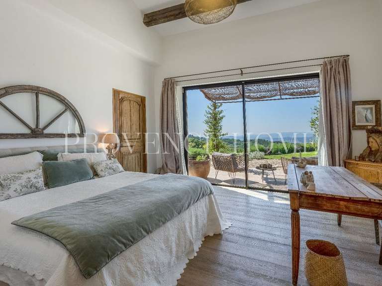 Property Apt - 4 bedrooms - 316m²