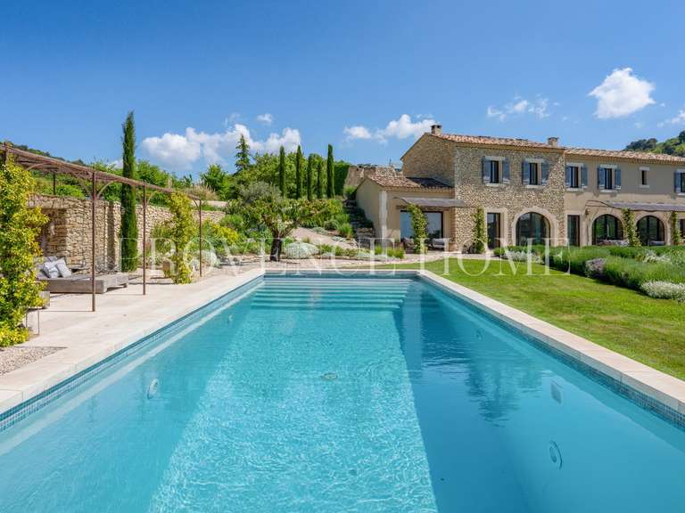 Property Apt - 4 bedrooms - 316m²