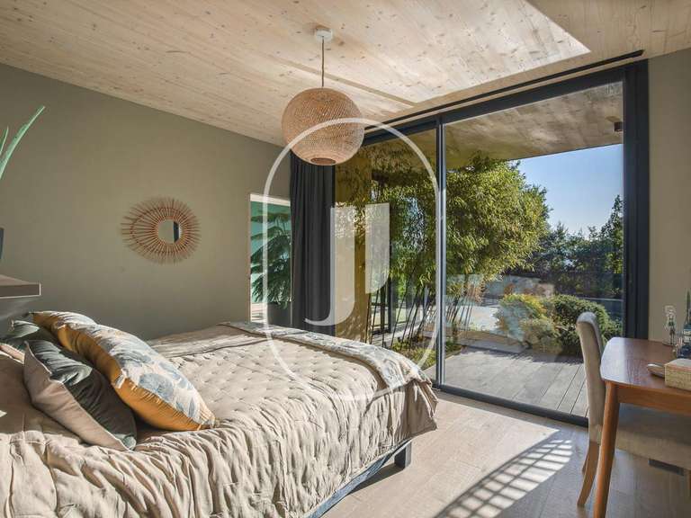 Villa Apt - 4 bedrooms - 215m²