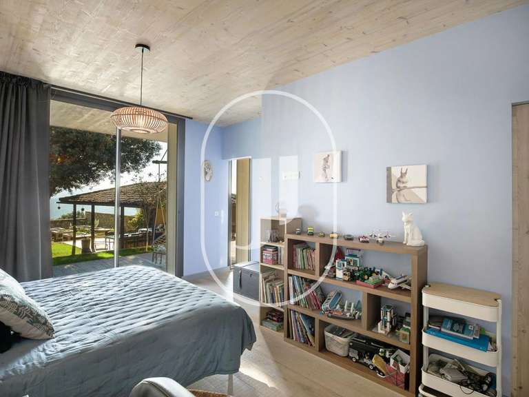 Villa Apt - 4 bedrooms - 215m²