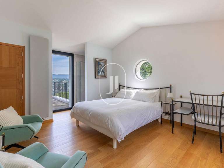 Villa Apt - 4 chambres - 190m²