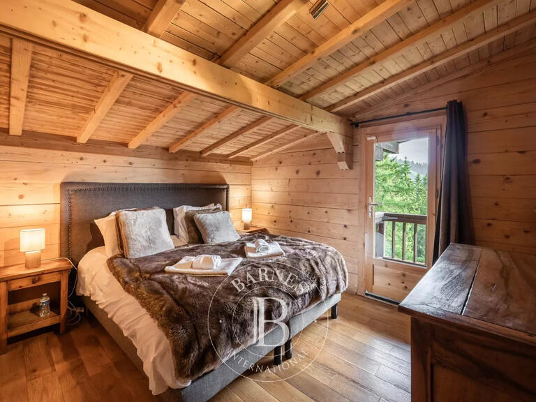 Chalet Arâches-la-Frasse - 4 bedrooms - 240m²