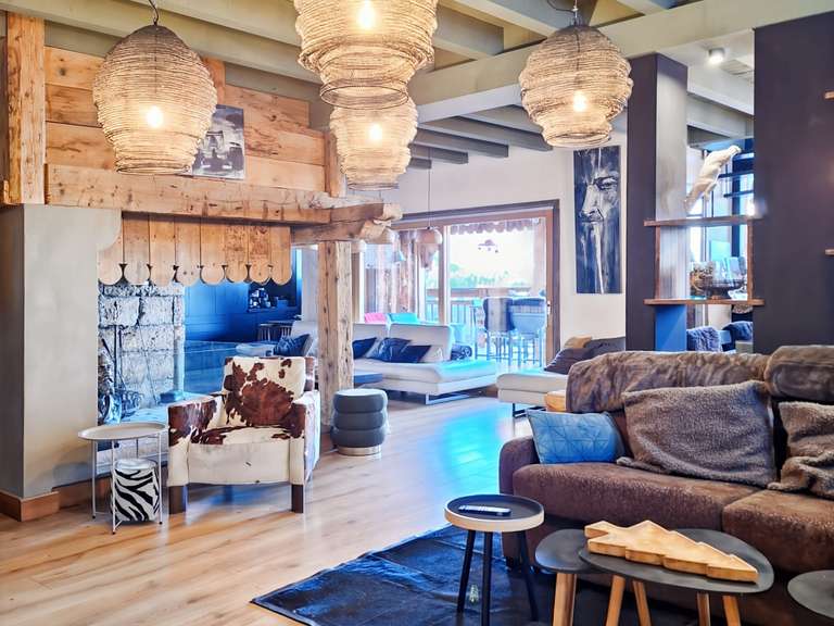 Maison Arâches-la-Frasse - 10 chambres - 416m²