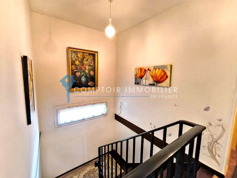 Maison Aramon - 5 chambres - 151m²