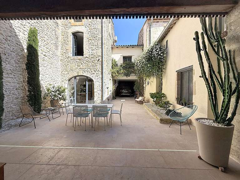 Maison Aramon - 4 chambres - 235m²