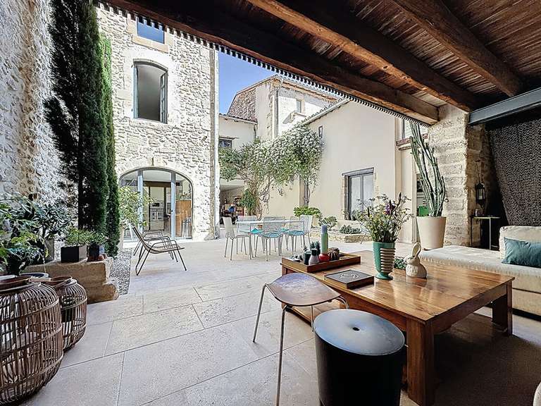 Maison Aramon - 4 chambres - 235m²