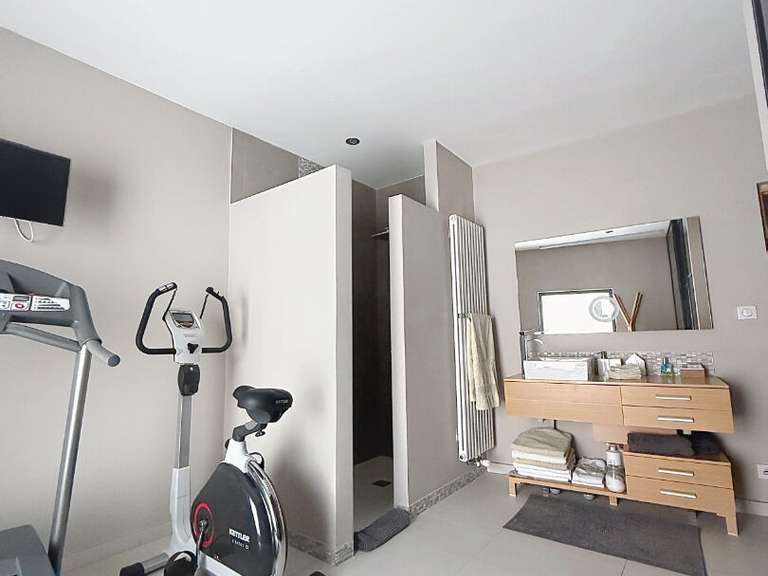 Maison Aramon - 4 chambres - 235m²