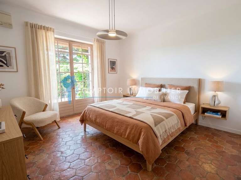 Maison Aramon - 4 chambres - 210m²