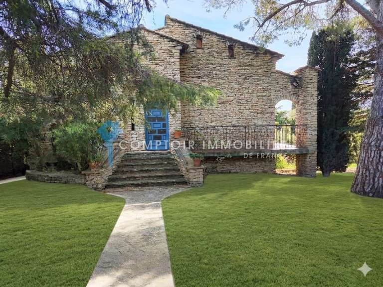 Maison Aramon - 4 chambres - 210m²