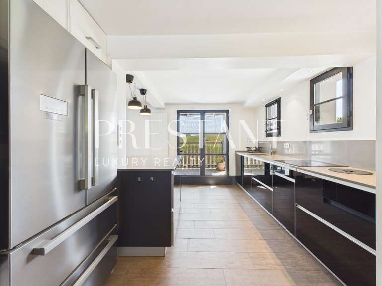 House Arbonne - 5 bedrooms - 200m²