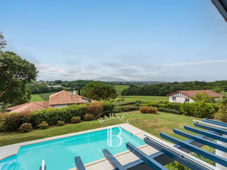House Arbonne - 3 bedrooms - 217m²
