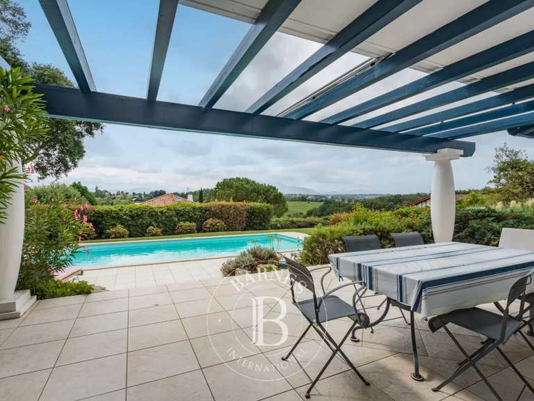 House Arbonne - 3 bedrooms - 217m²