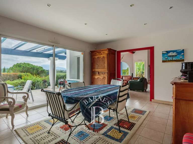 House Arbonne - 3 bedrooms - 217m²