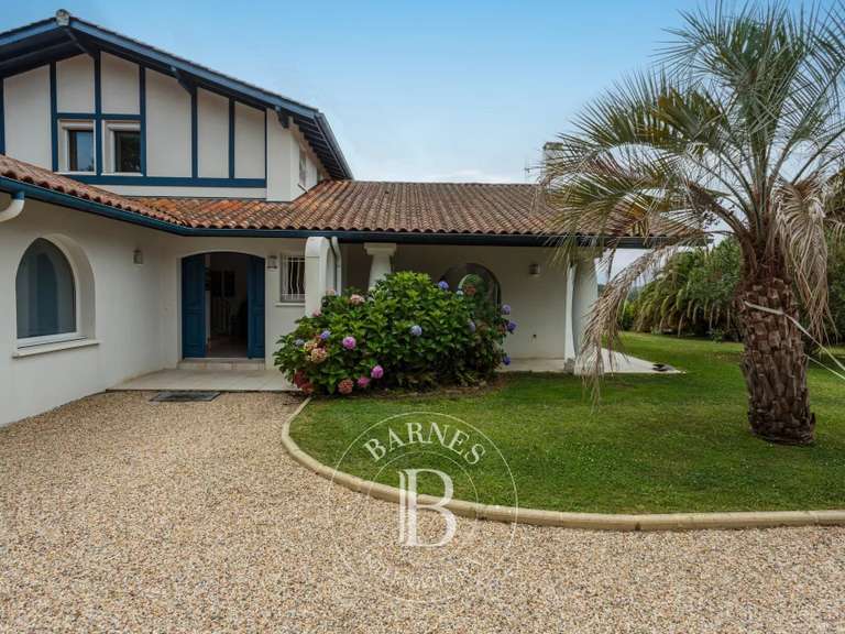 House Arbonne - 3 bedrooms - 217m²