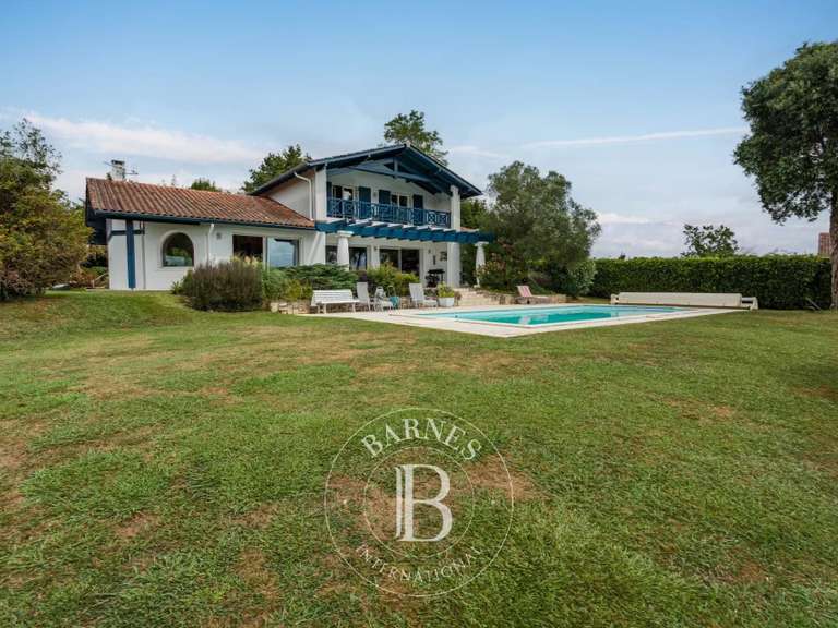 House Arbonne - 3 bedrooms - 217m²