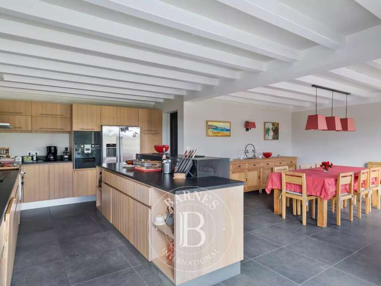 House Arbonne - 6 bedrooms - 482m²