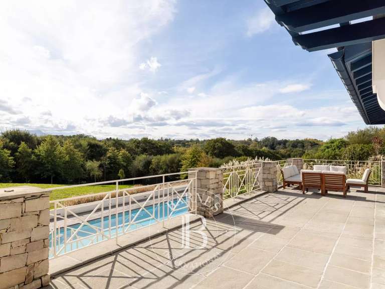 House Arbonne - 6 bedrooms - 482m²