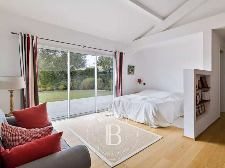 House Arbonne - 6 bedrooms - 482m²