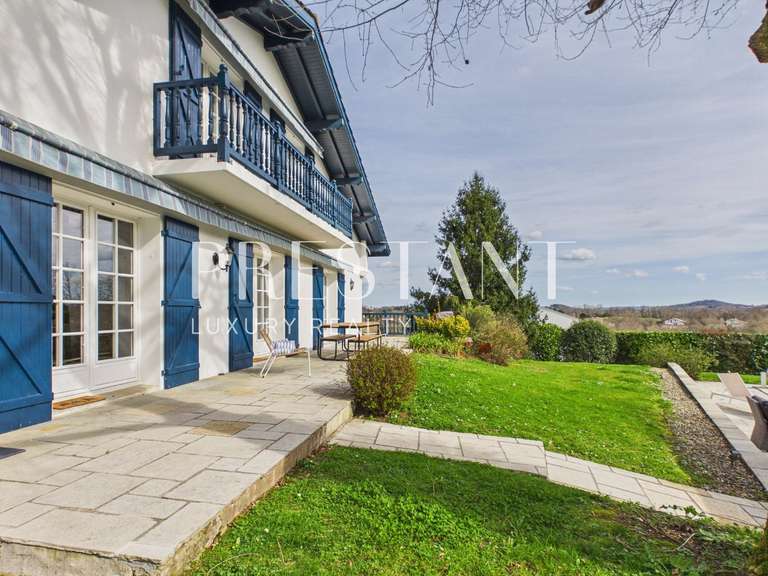 Maison Arbonne - 4 chambres - 140m²