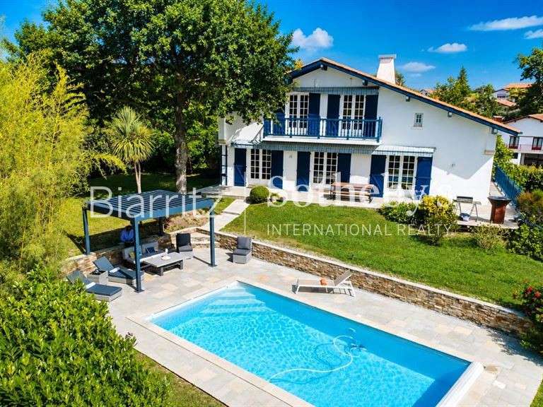Maison Arbonne - 4 chambres - 175m²