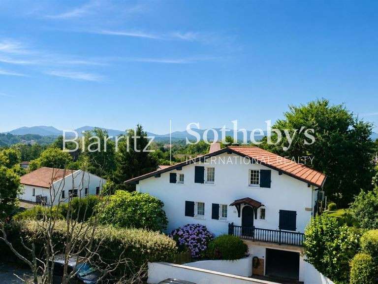 Maison Arbonne - 4 chambres - 175m²
