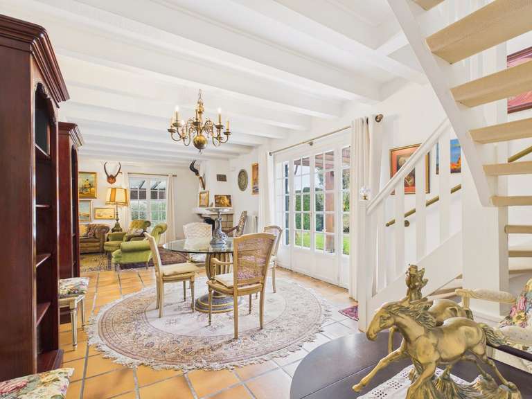 Maison Arbonne - 5 chambres - 200m²