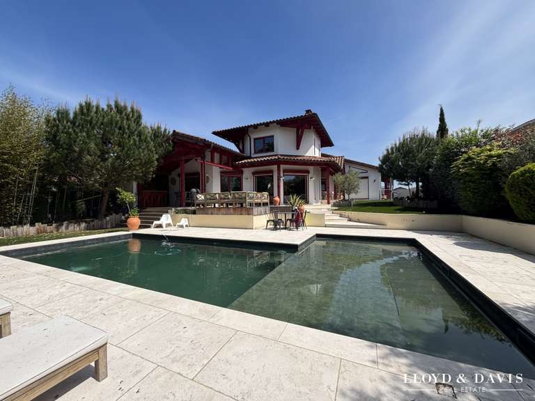 Maison Arbonne - 5 chambres - 320m²