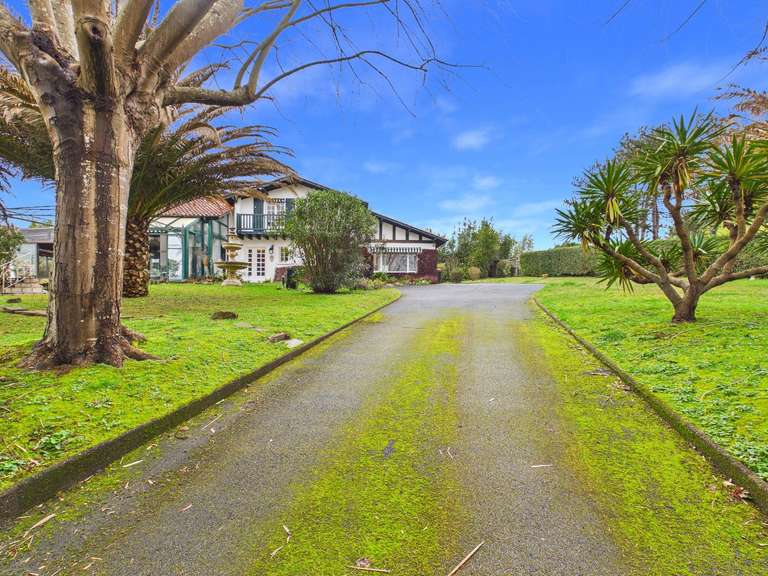 House Arbonne - 5 bedrooms - 215m²