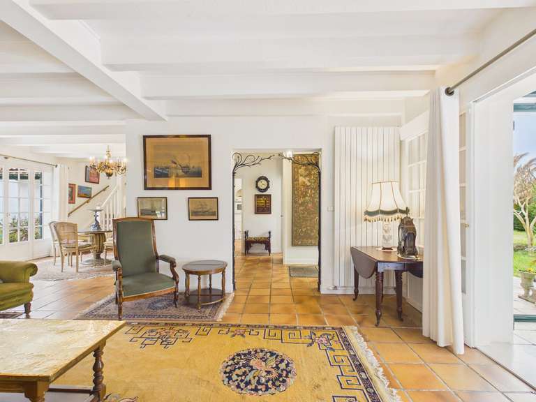 House Arbonne - 5 bedrooms - 215m²