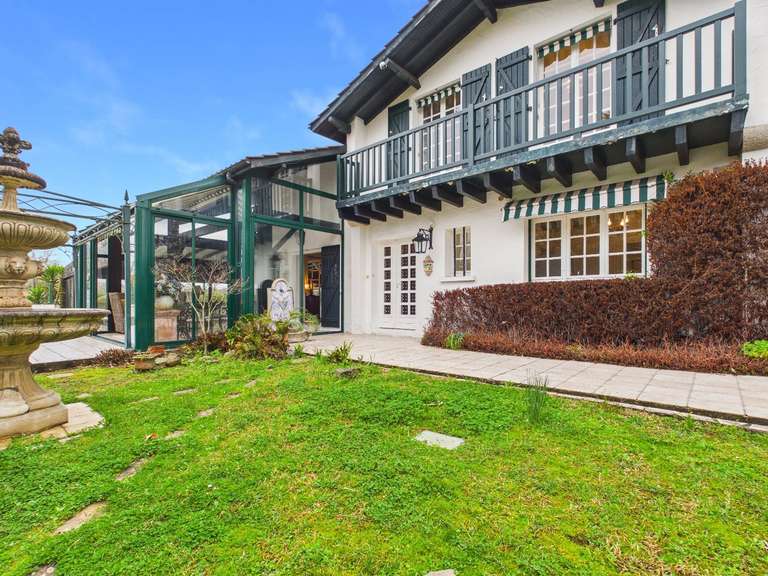 House Arbonne - 5 bedrooms - 215m²